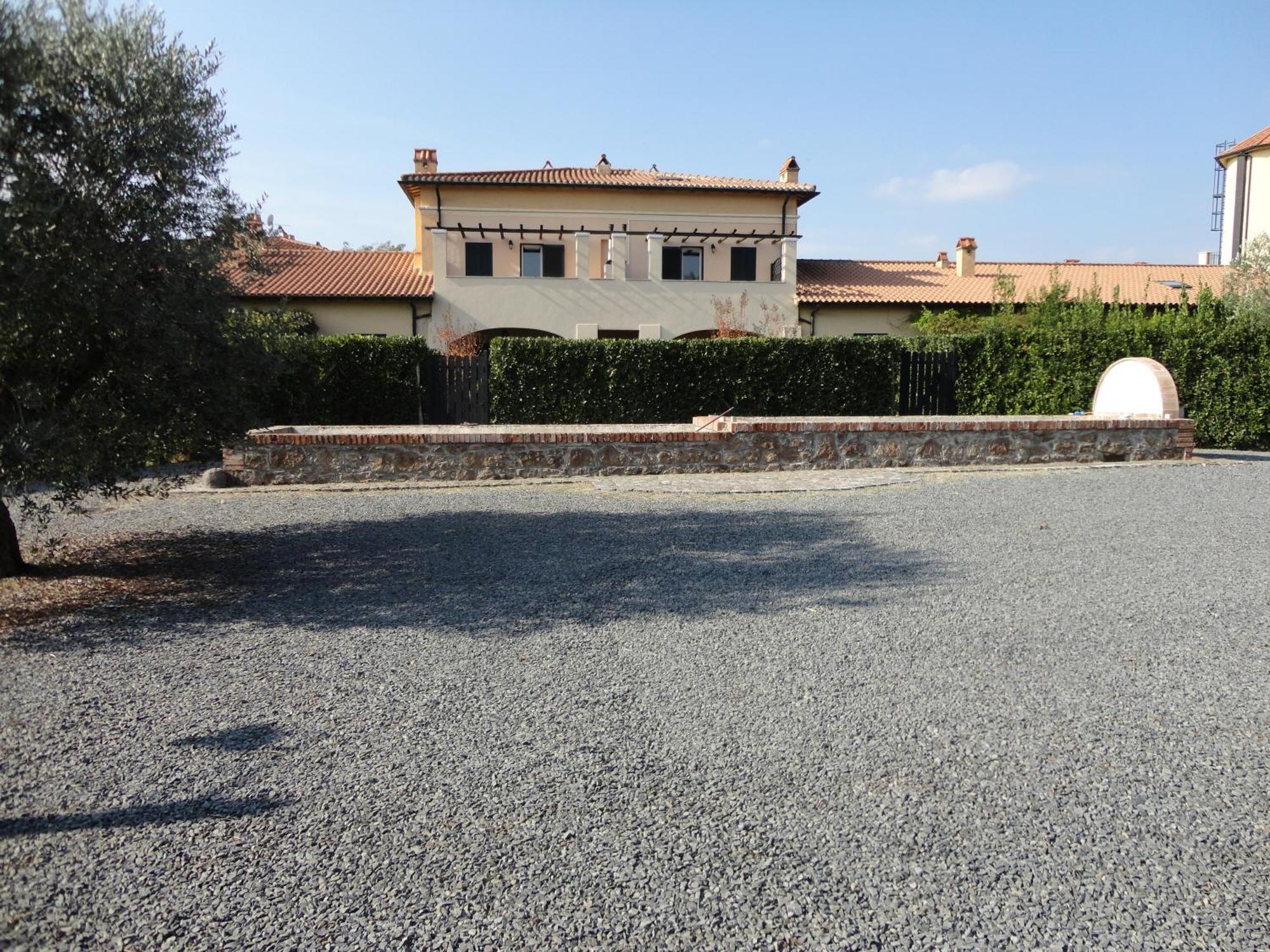 Casale Di Tormaggiore Villa And Country Suites Pomezia Bagian luar foto