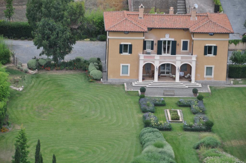 Casale Di Tormaggiore Villa And Country Suites Pomezia Bagian luar foto