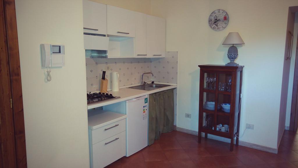 Casale Di Tormaggiore Villa And Country Suites Pomezia Bagian luar foto